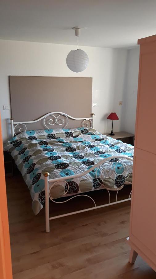 F2 Exterieur Lit King Size Apartment Brives-Charensac Ngoại thất bức ảnh